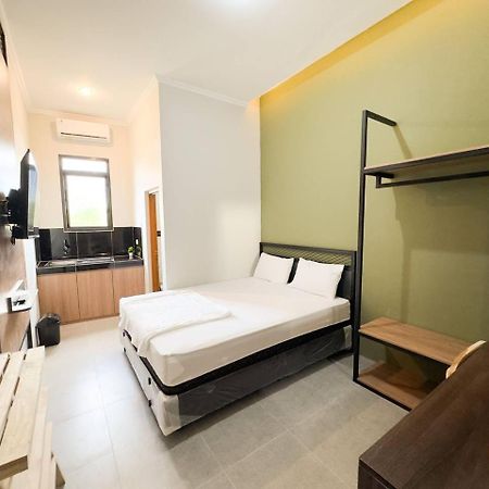 Ap Living Grand Kamala Lagoon Bekasi Exterior photo